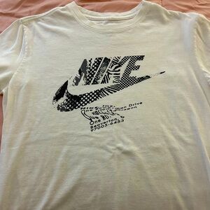 Nike T-Shirt